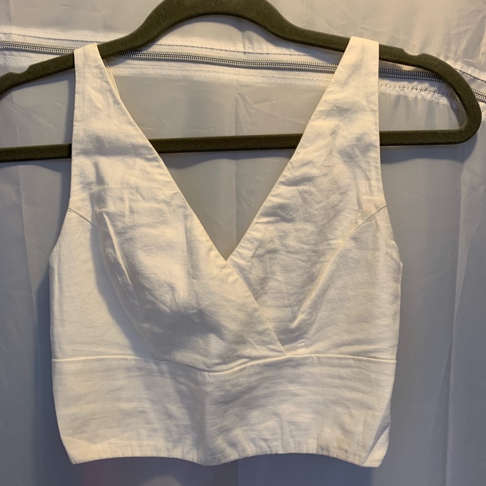 Brandy Melville Linen Crop Tank